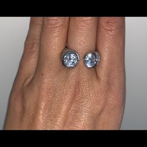 Double bezel white crystal silver plated ring
